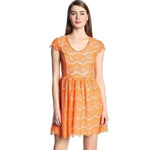 ✨ Kensie Women's Floral Lace Dress✨